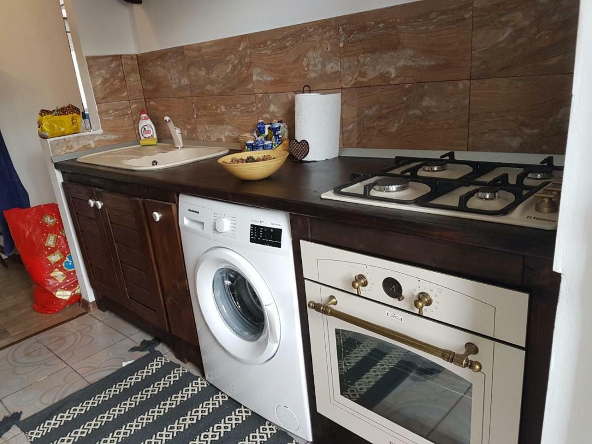 Apartment Straja Lupeni  Zewnętrze zdjęcie